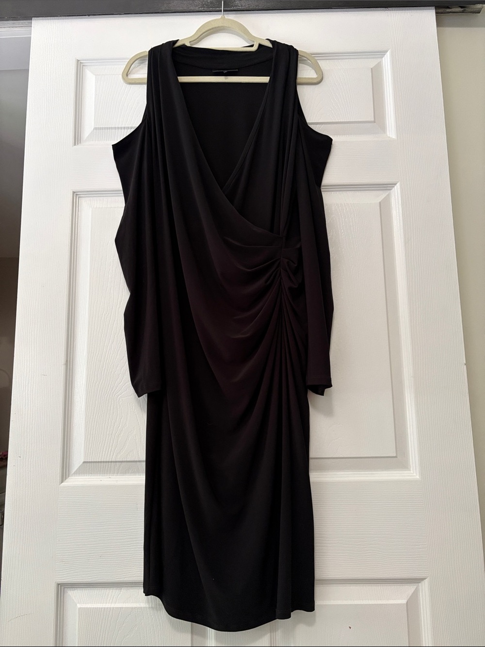 DKNY Black Rouched Cold-Shoulder Long Sleeve Dress Large